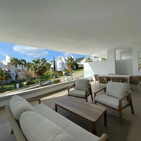 Alcazaba Lagoon 2014